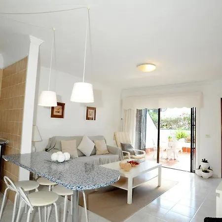 Daire Atlantic View.apartment.3 Pools. Terraces. Wifi