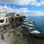 Atlantic View.apartment.3 Pools. Terraces. Wifi דירה ארונה