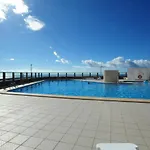 Atlantic View.apartment.3 Pools. Terraces. Wifi ארונה