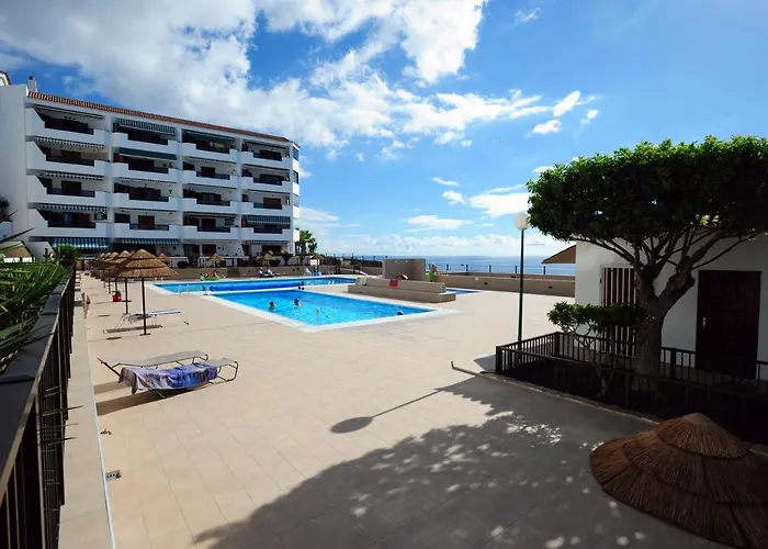 Atlantic View.apartment.3 Pools. Terraces. Wifi